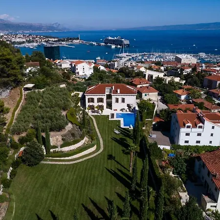 Villa Exclusive Marnano - Center *