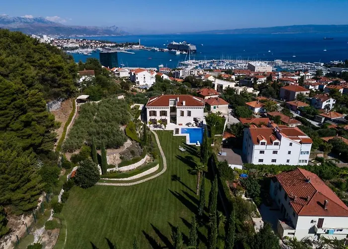 Villa Exclusive Marnano - Center *