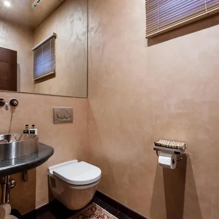 Villa Exclusive Marnano - Center