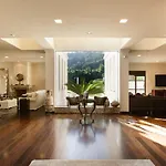 Exclusive Marnano - Center